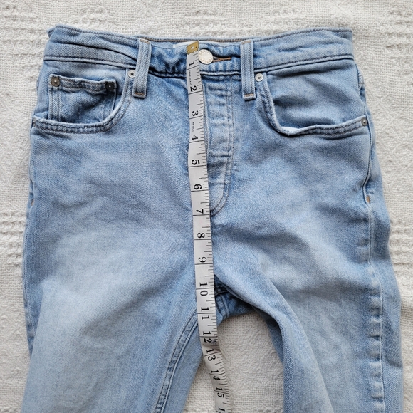 Denim Forum, The Yoko High Rise Slim 28L Organic Cotton Casual Jeans- Light Wash - Picture 6 of 9